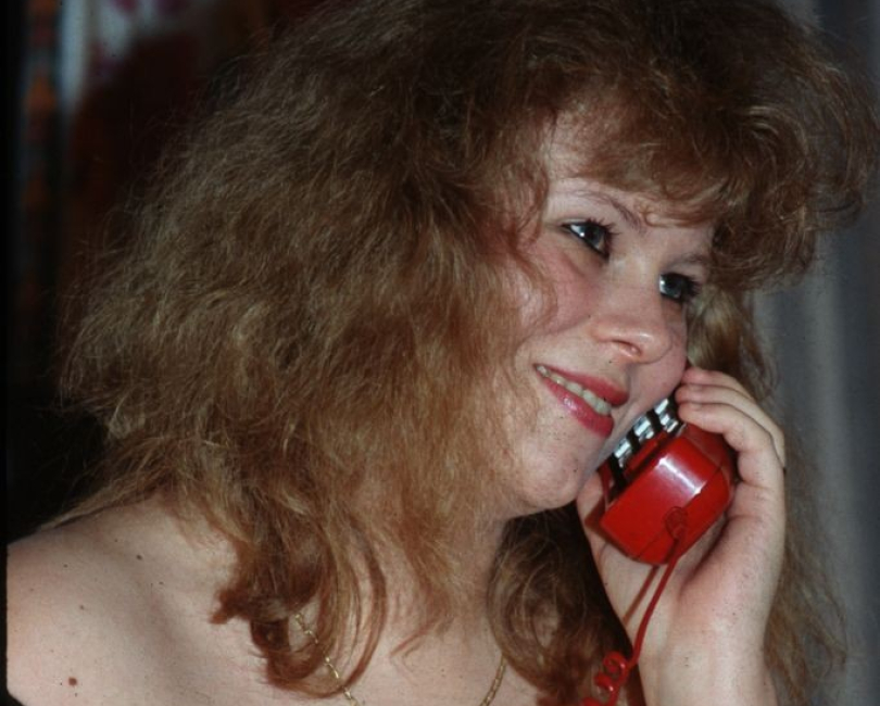 Geile mollige Blondine!